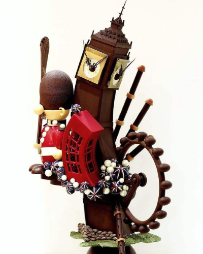 67650ed46cd40f805d2e00aad5732fa3--chocolate-showpiece-chocolate-art